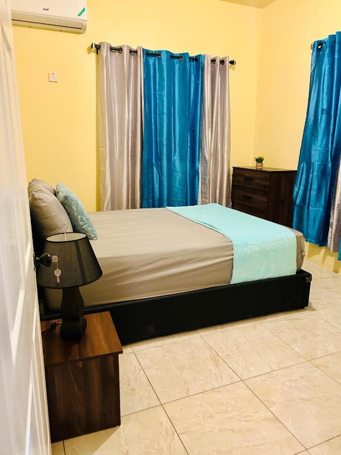 The Rest Stop-B- 15 Min From Airport/24Hrs Security Montego Bay Zewnętrze zdjęcie