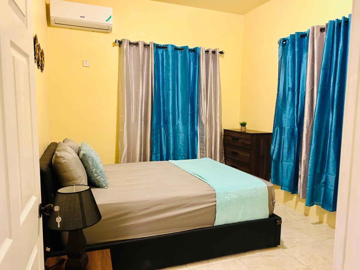 The Rest Stop-B- 15 Min From Airport/24Hrs Security Montego Bay Zewnętrze zdjęcie